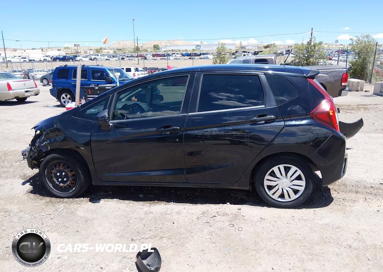 2015 Honda Fit Lx VIN:3HGGK5H52FM769029 - 15