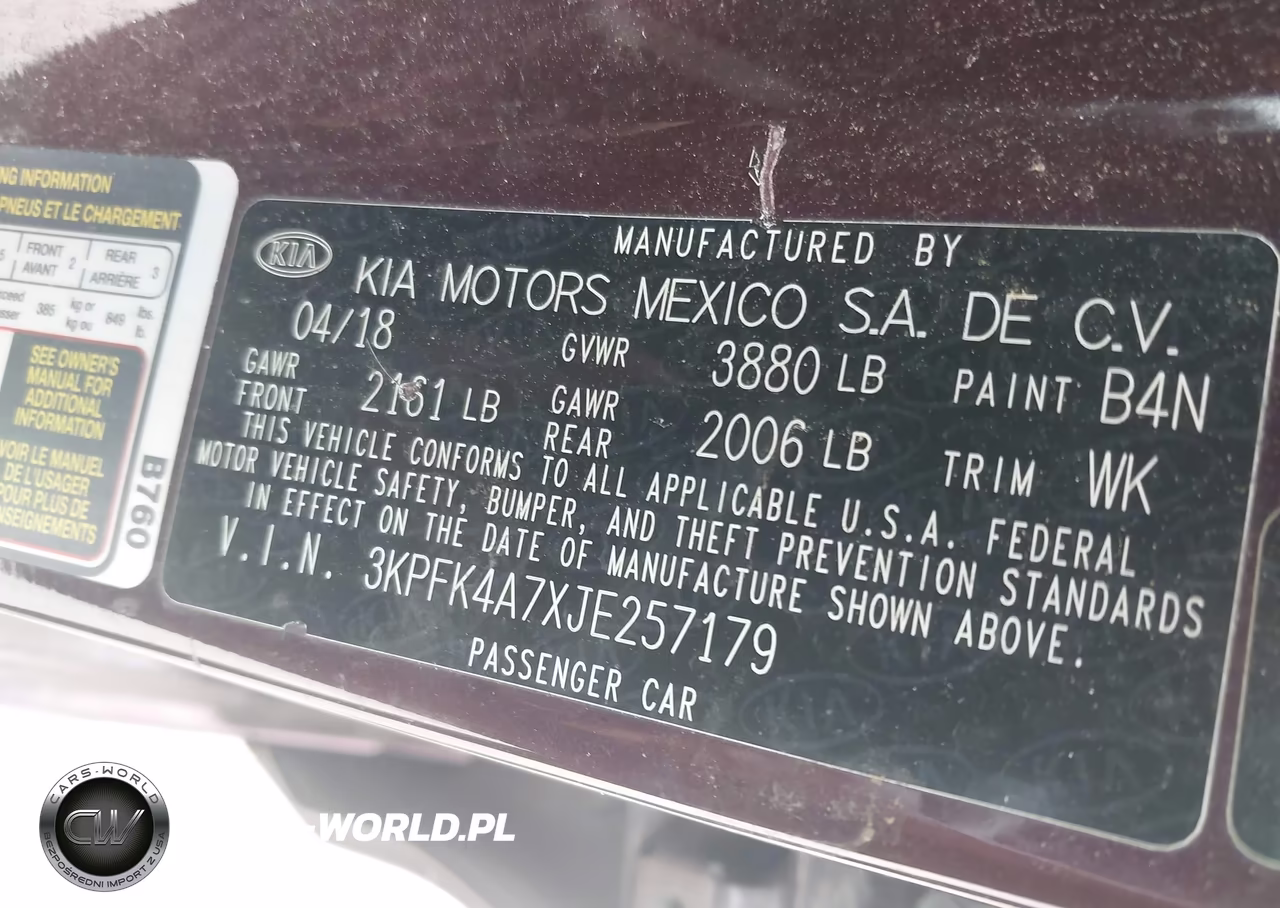 2018 Kia Forte Lx VIN:3KPFK4A7XJE257179 - 9