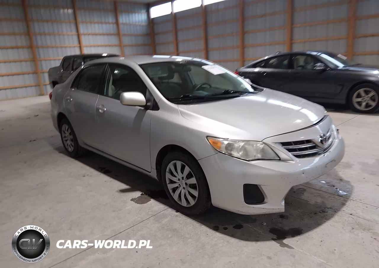 2013 Toyota Corolla Le – zdjęcie 1 z 17