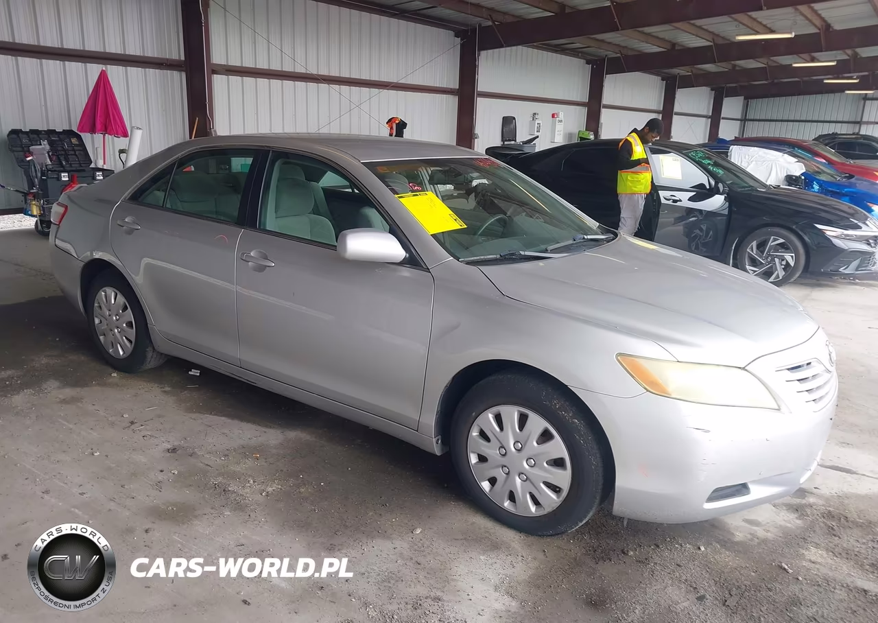 2008 Toyota Camry Le – zdjęcie 1 z 16