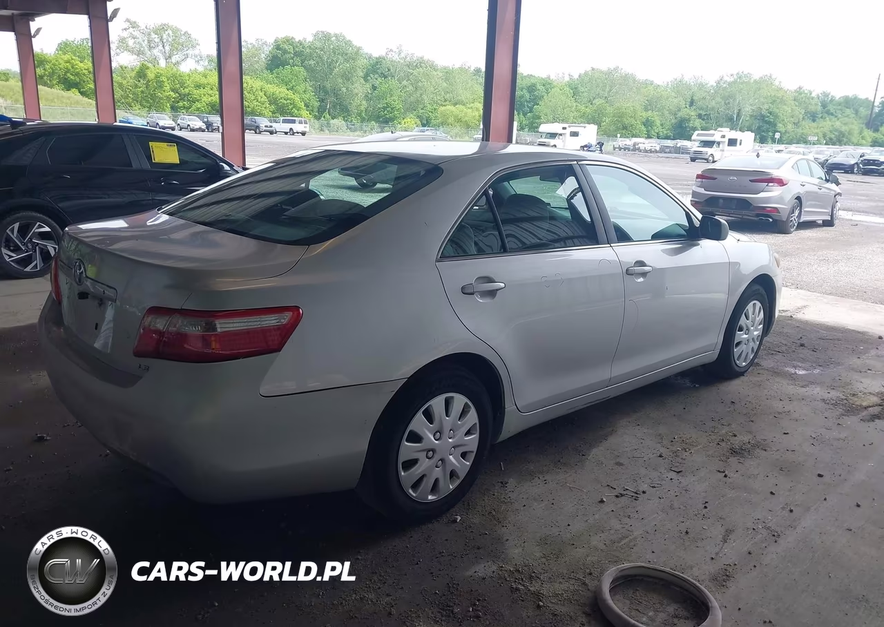 2008 Toyota Camry Le VIN:4T4BE46K08R028834 - 4