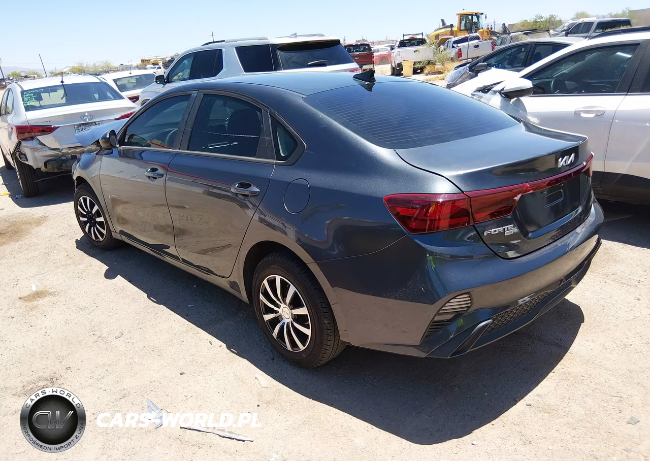 2023 Kia Forte Lx VIN:3KPF24AD0PE643477 - 3