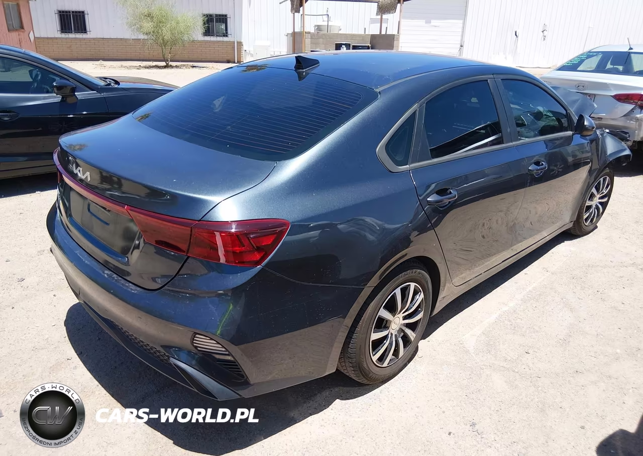 2023 Kia Forte Lx VIN:3KPF24AD0PE643477 - 4