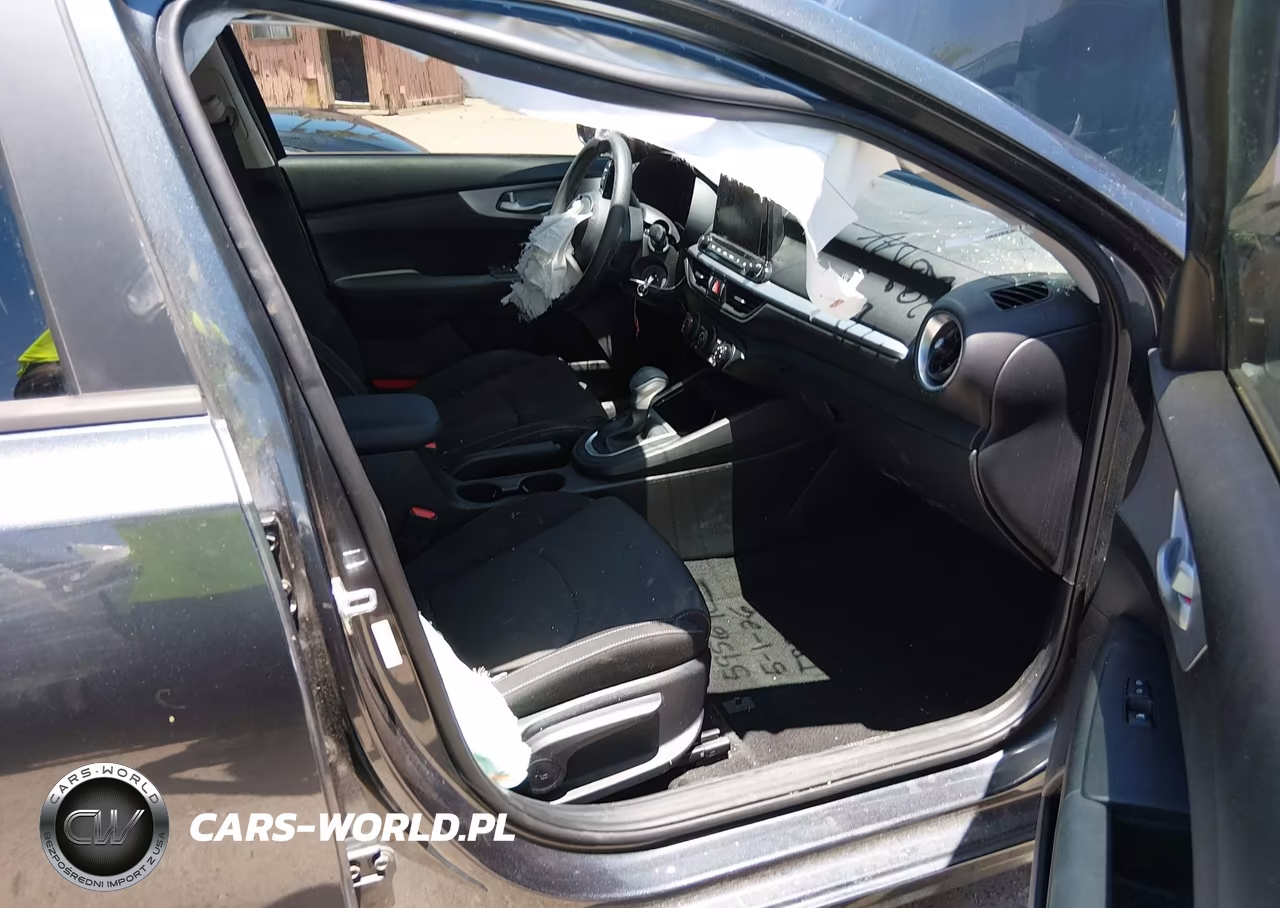 2023 Kia Forte Lx VIN:3KPF24AD0PE643477 - 5