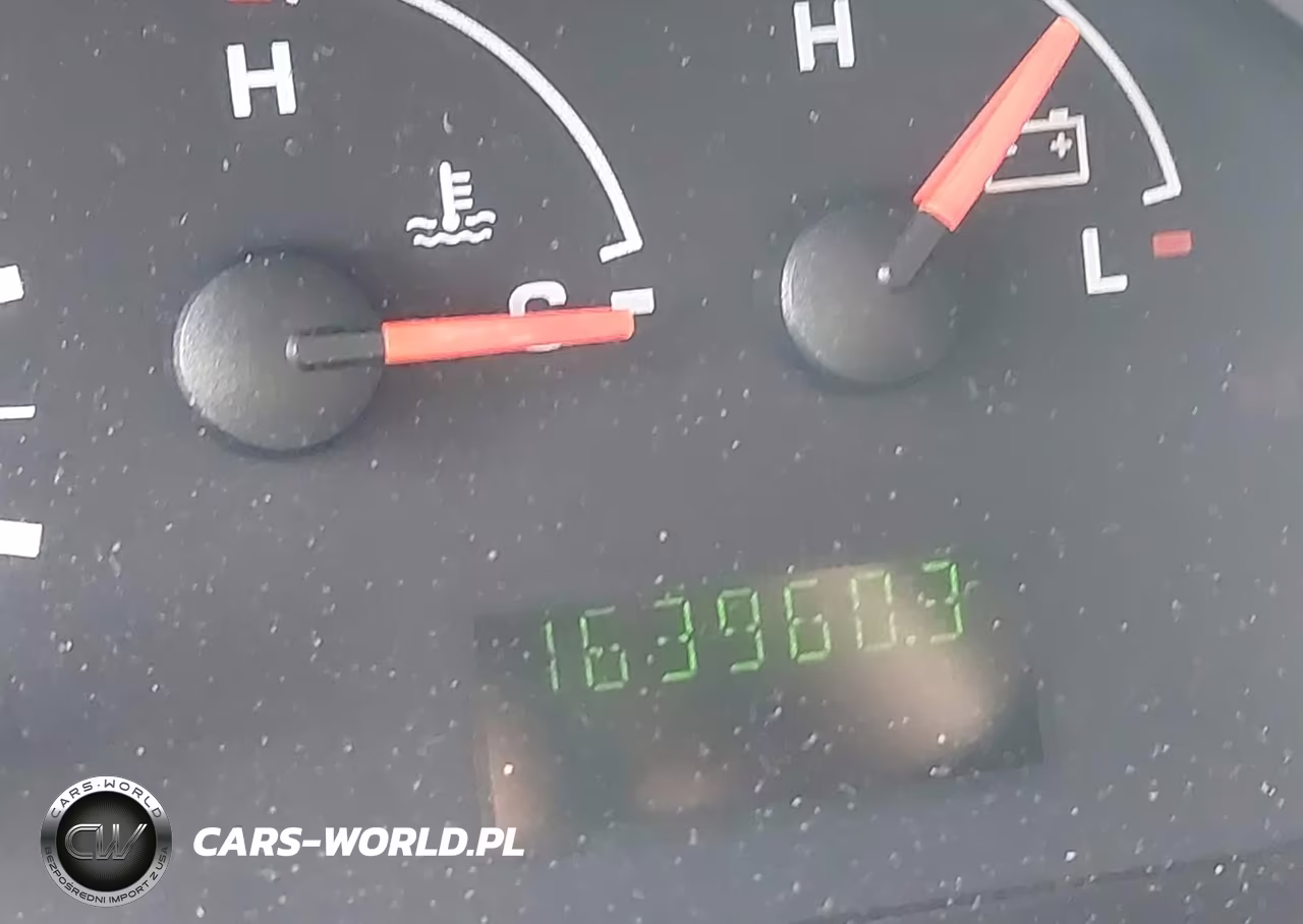 2005 Ford E-350 Super Duty Chateau-Xl-Xlt VIN:1FBNE31L75HB13054 - 15