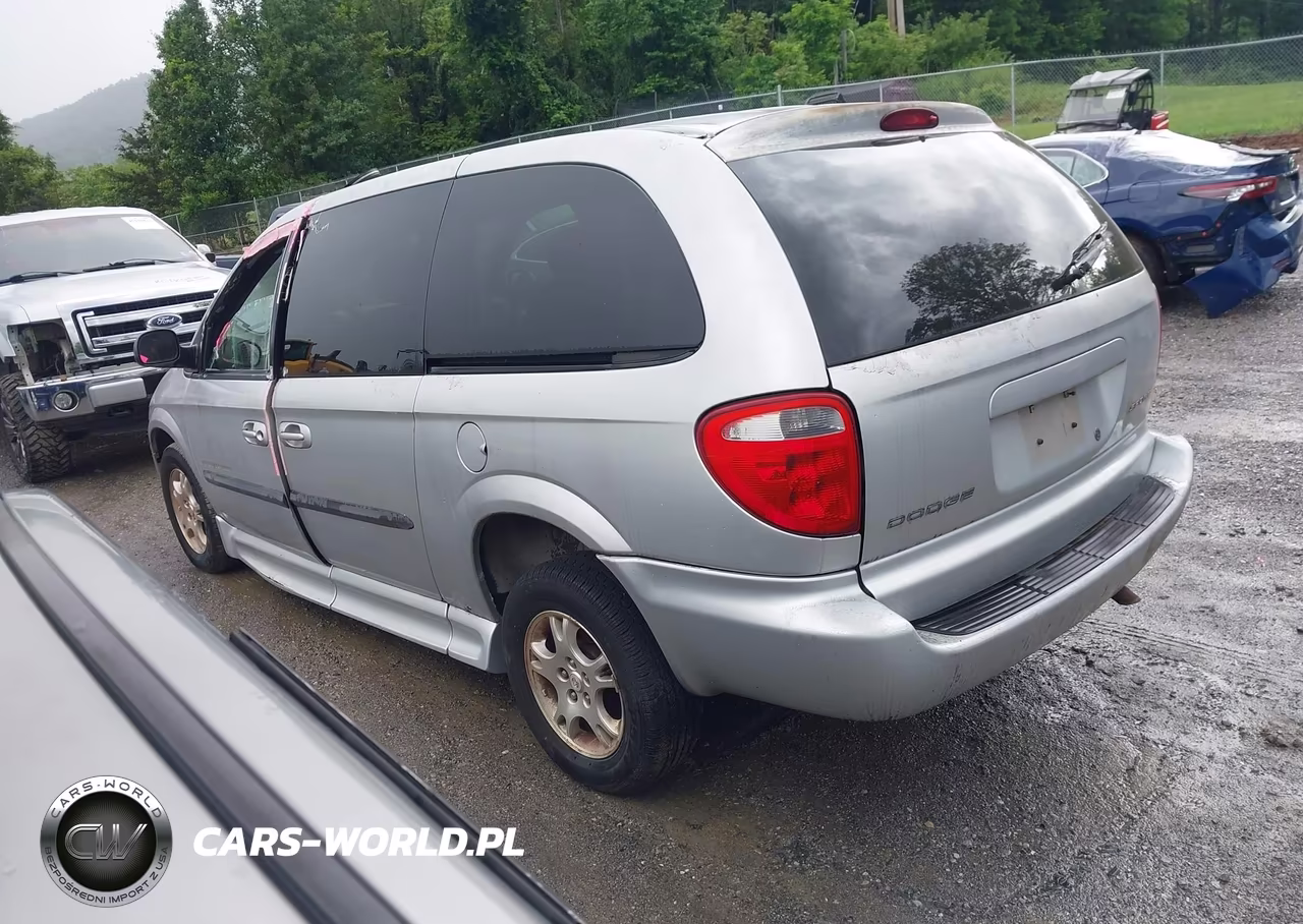 2003 Dodge Grand Caravan Sport VIN:2D4GP44L73R145555 - 3