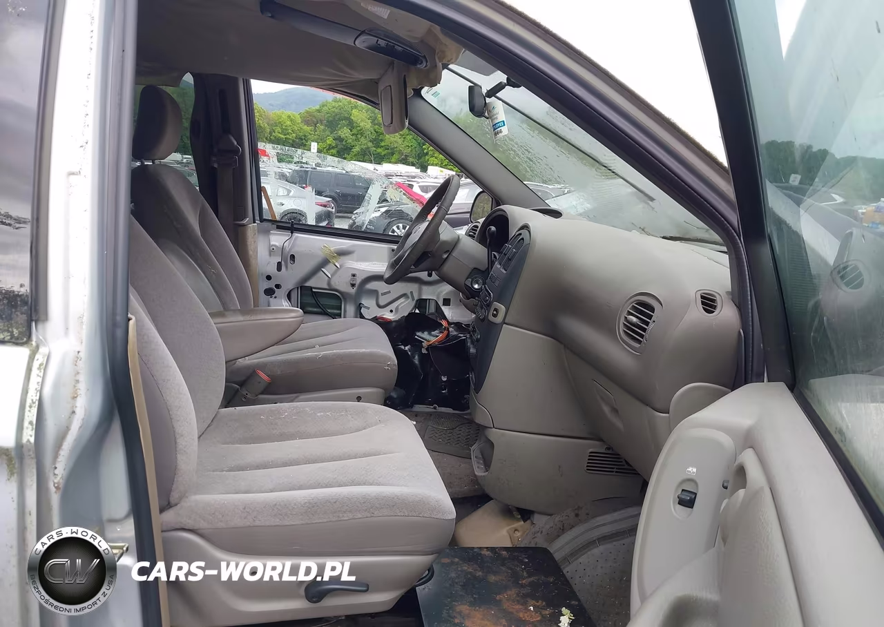 2003 Dodge Grand Caravan Sport VIN:2D4GP44L73R145555 - 5
