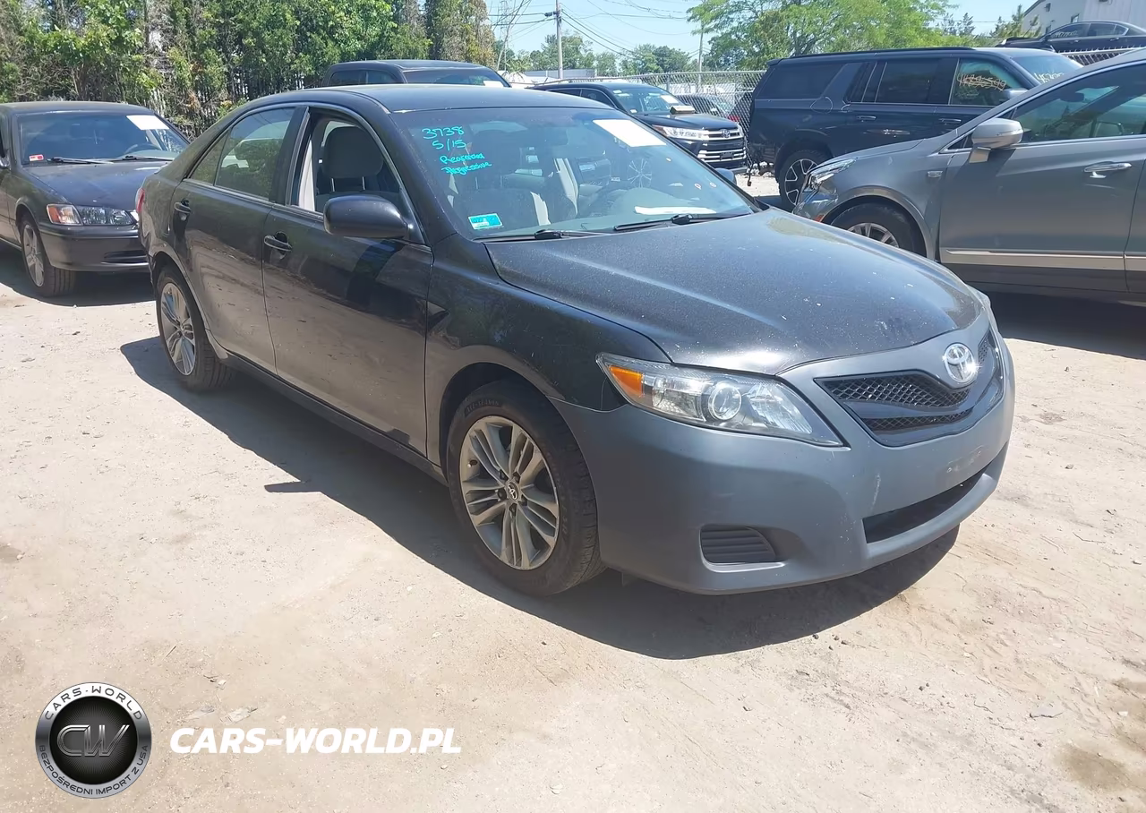 2011 Toyota Camry – zdjęcie 1 z 12