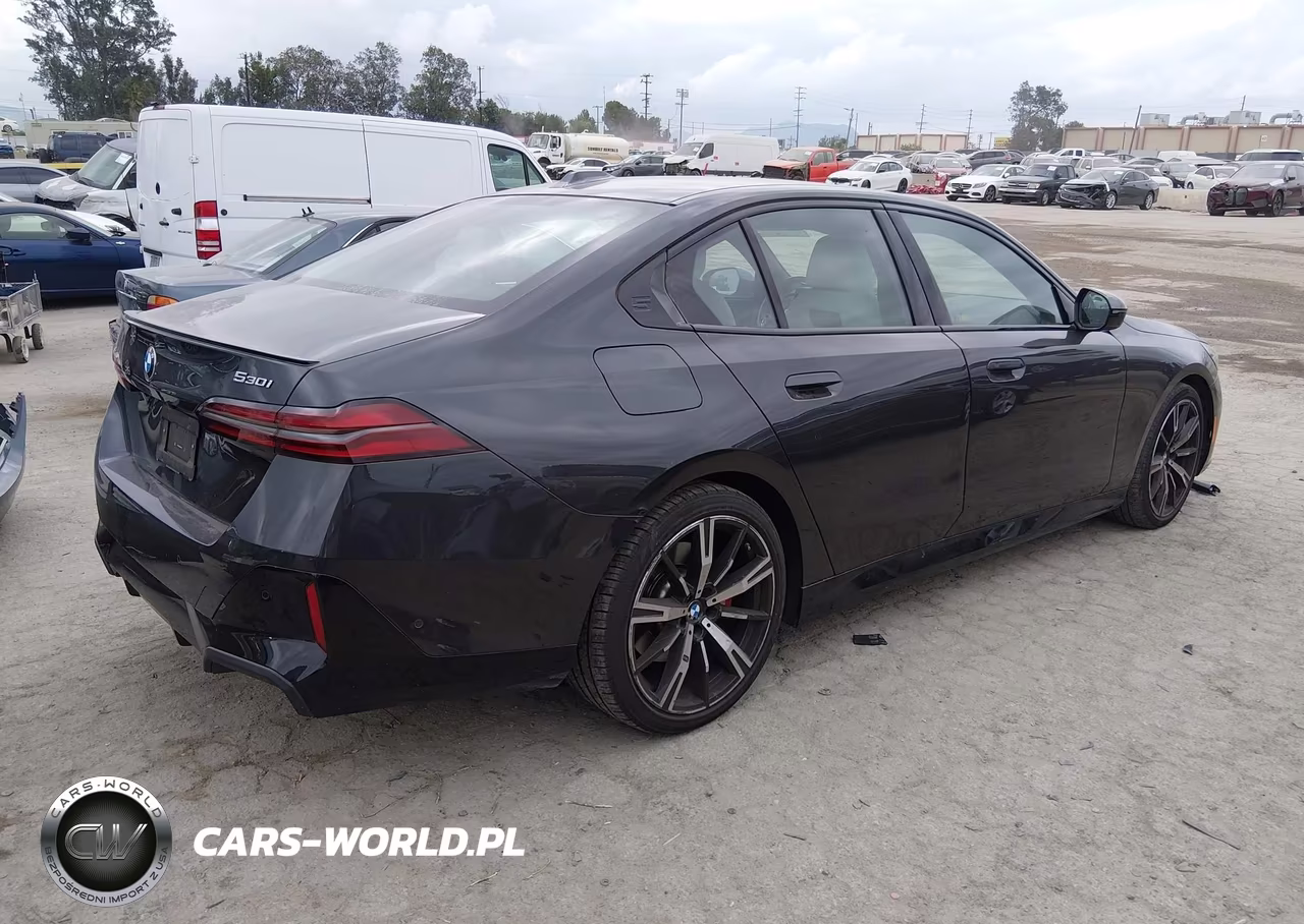 2024 BMW 530I VIN:WBA43FJ00RCR13862 - 4