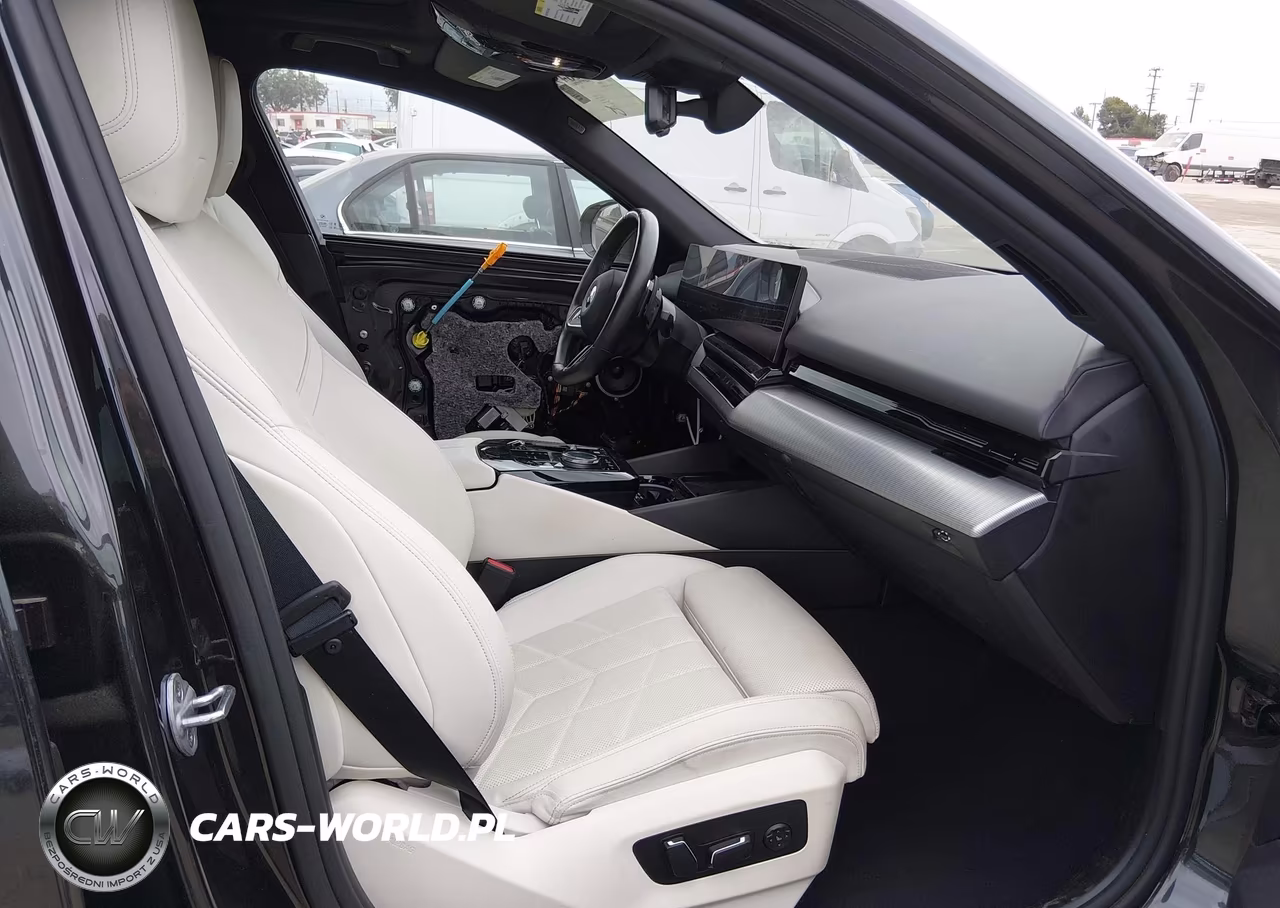 2024 BMW 530I VIN:WBA43FJ00RCR13862 - 5