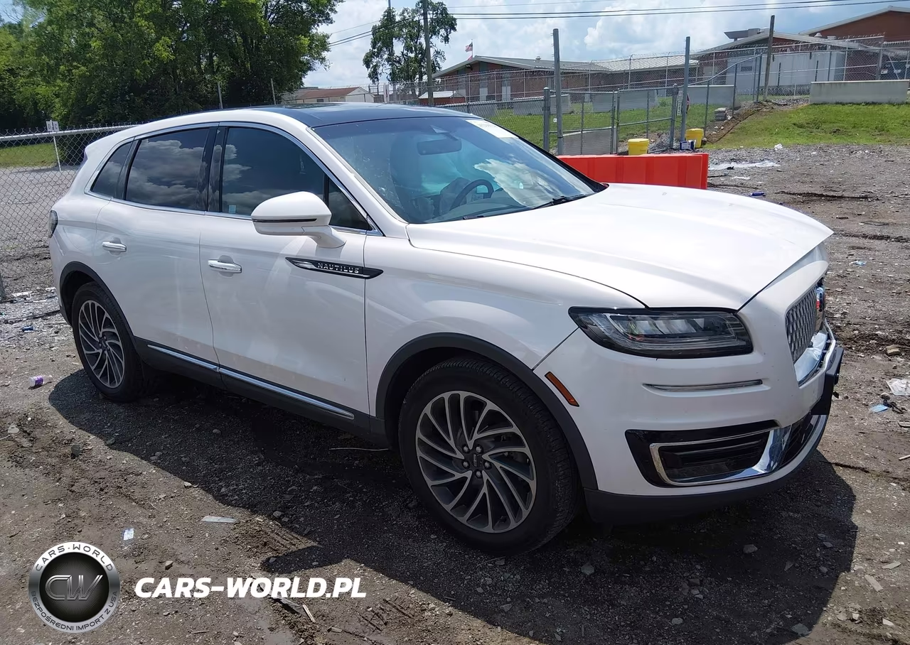 2019 Lincoln Nautilus Reserve – zdjęcie 1 z 17