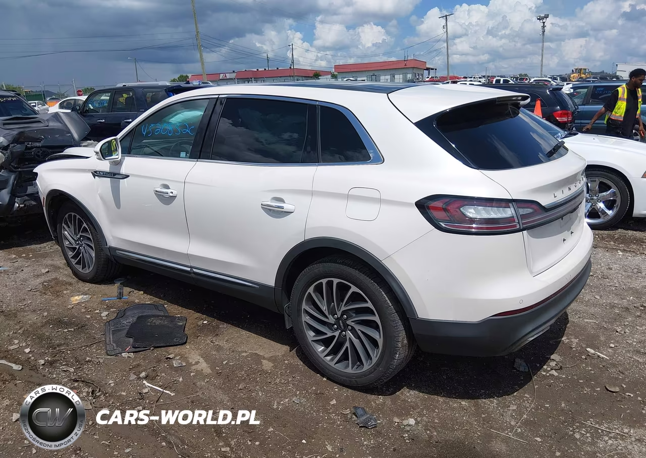 2019 Lincoln Nautilus Reserve VIN:2LMPJ8LP1KBL46465 - 3
