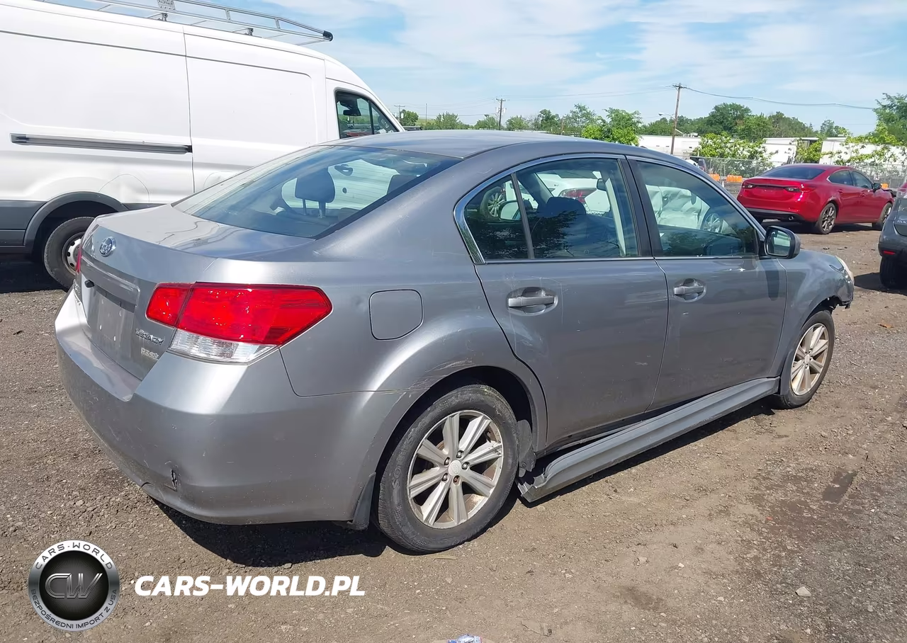 2010 Subaru Legacy 2.5I Premium VIN:4S3BMBC69A3225834 - 4
