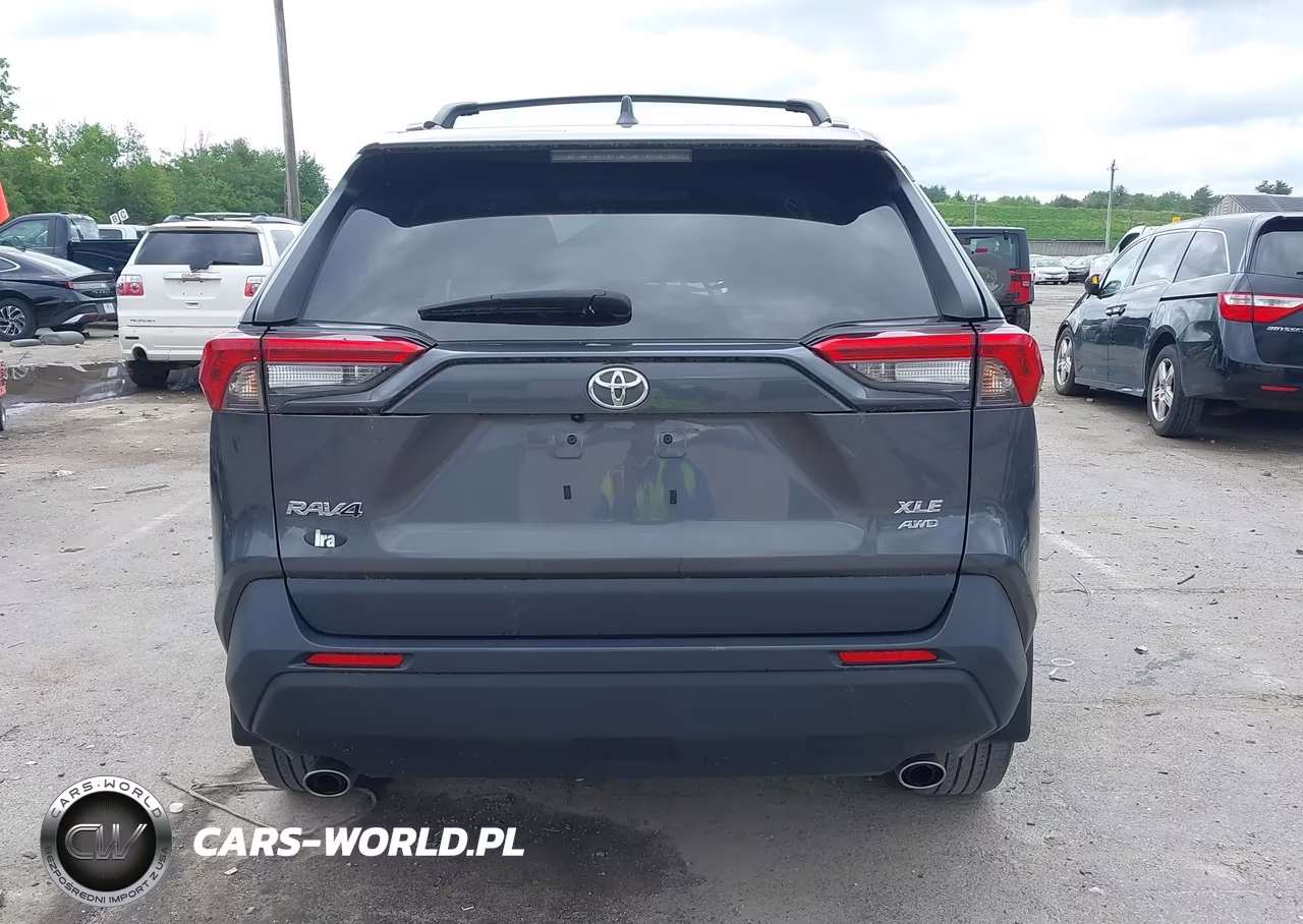 2023 Toyota Rav4 Xle Premium VIN:2T3A1RFVXPC390718 - 17