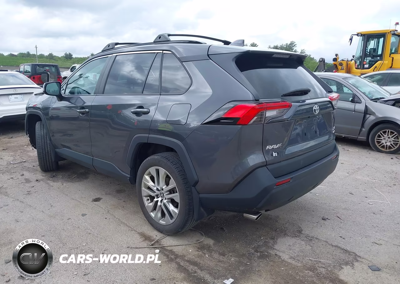 2023 Toyota Rav4 Xle Premium VIN:2T3A1RFVXPC390718 - 3