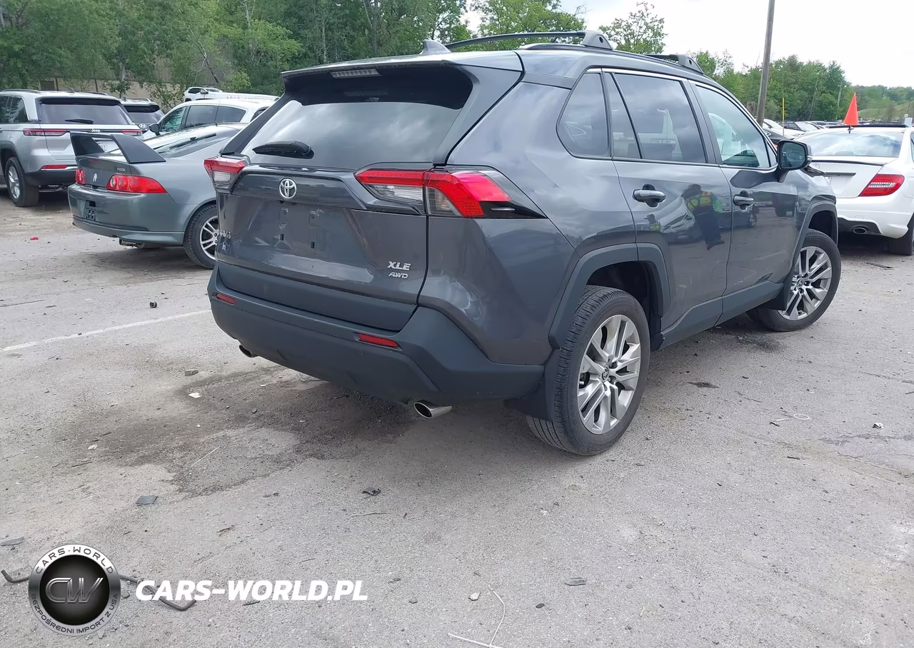 2023 Toyota Rav4 Xle Premium VIN:2T3A1RFVXPC390718 - 4