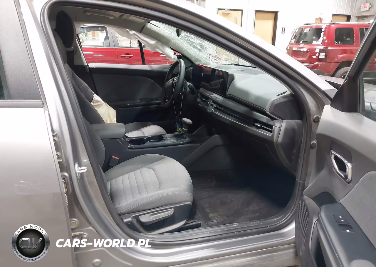 2025 Kia K4 Ex VIN:3KPFU4DE8SE121882 - 5