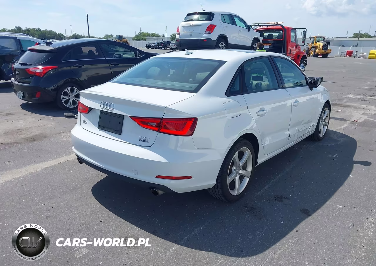 2015 Audi A3 2.0T Premium VIN:WAUBFGFF4F1088840 - 4