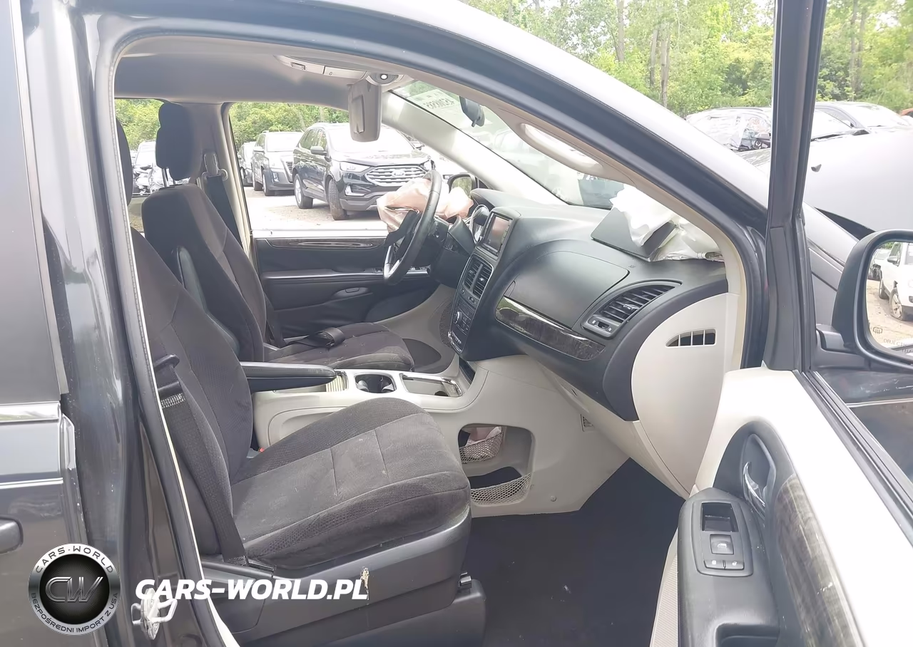 2011 Dodge Grand Caravan Crew VIN:2D4RN5DG1BR684839 - 5