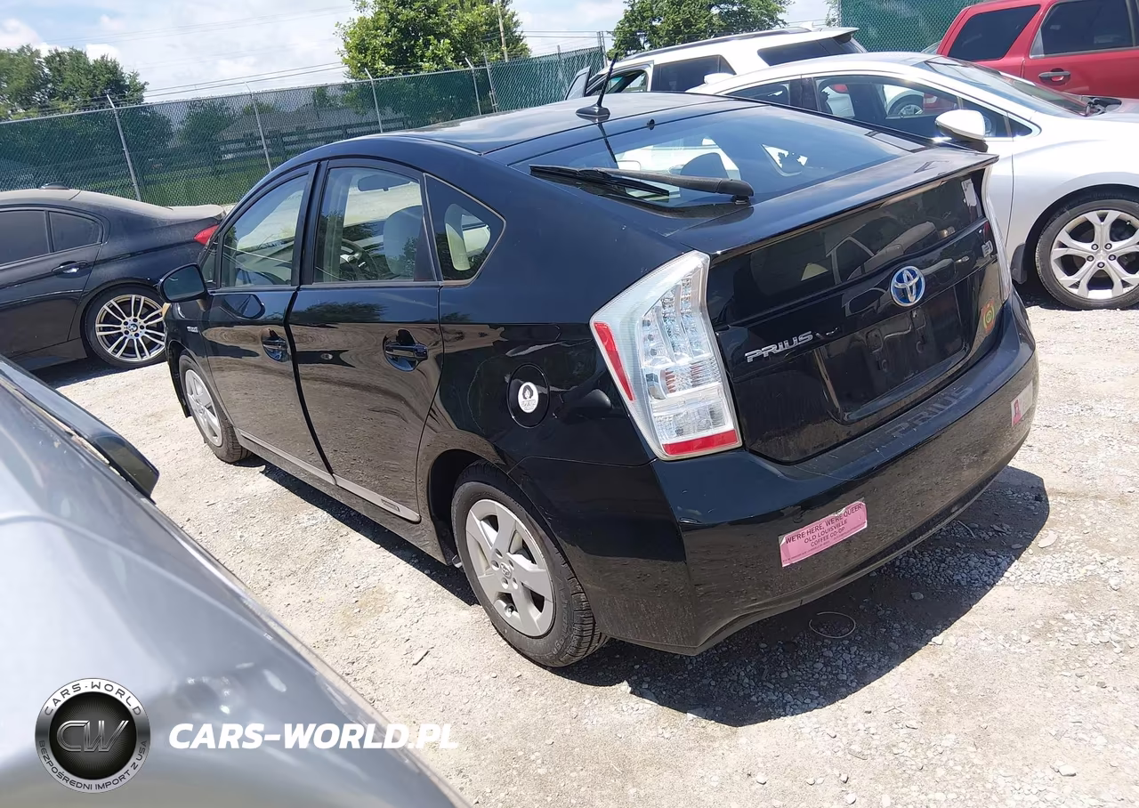 2011 Toyota Prius Two VIN:JTDKN3DU8B5354508 - 3