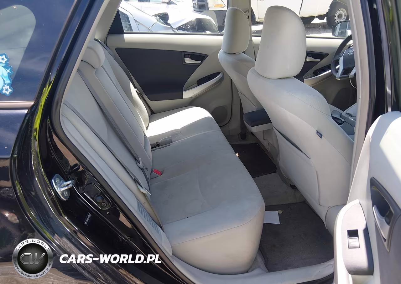2011 Toyota Prius Two VIN:JTDKN3DU8B5354508 - 8