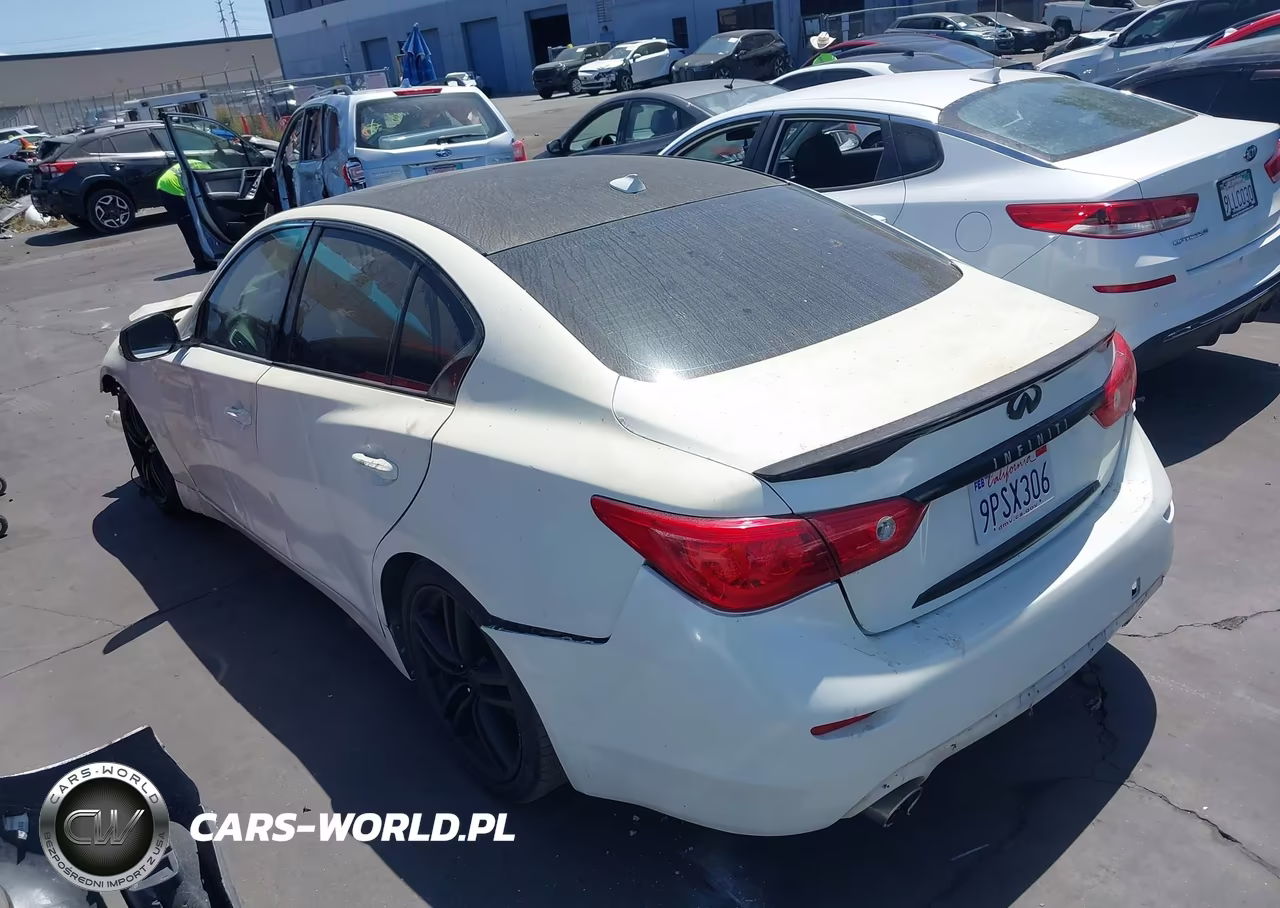 2015 Infiniti Q50 Premium VIN:JN1BV7AP7FM334433 - 3