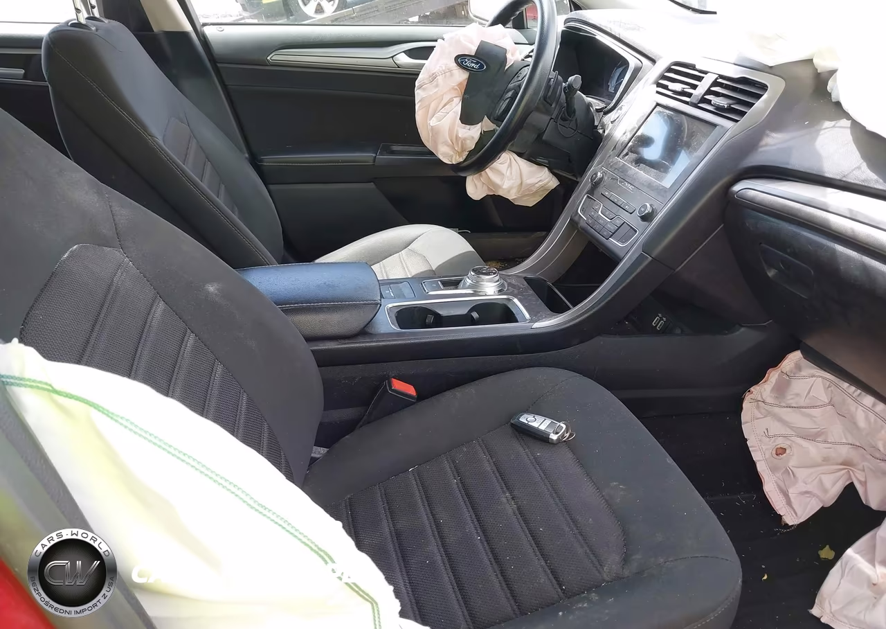 2019 Ford Fusion Se VIN:3FA6P0HD6KR267780 - 5
