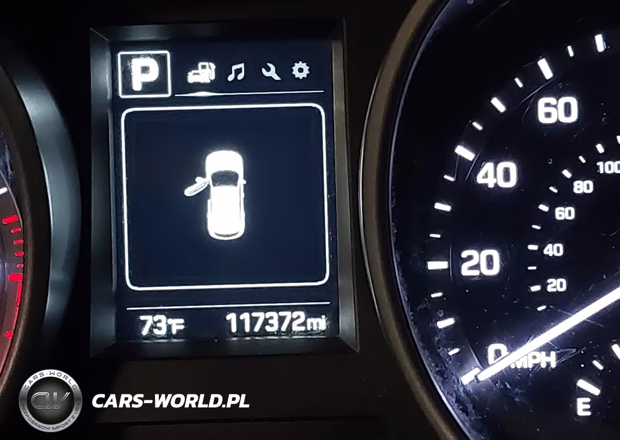 2018 Hyundai Santa Fe Sport 2.4L VIN:5NMZTDLB2JH060365 - 16