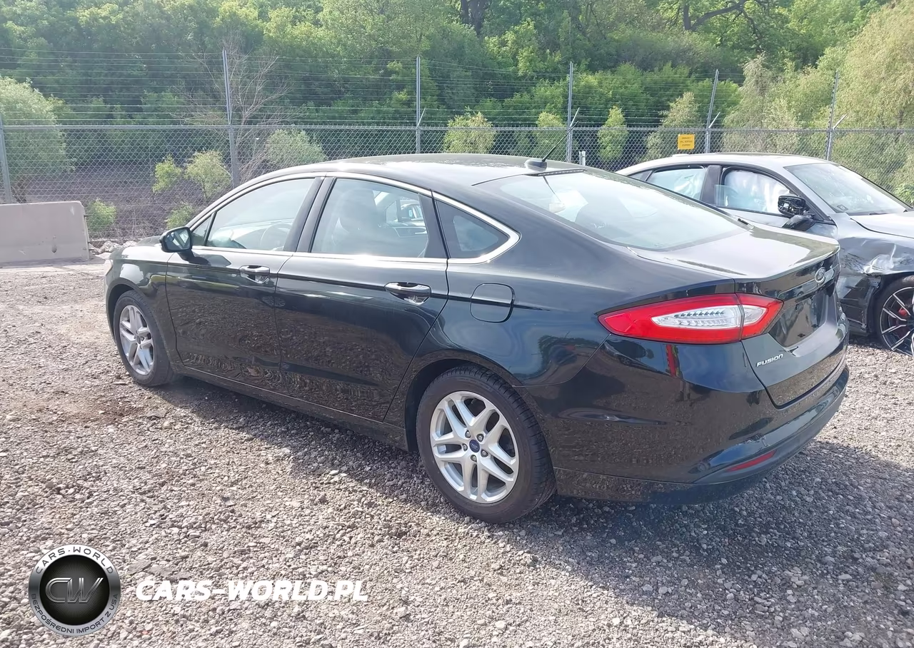 2015 Ford Fusion Se VIN:3FA6P0HD8FR131124 - 3