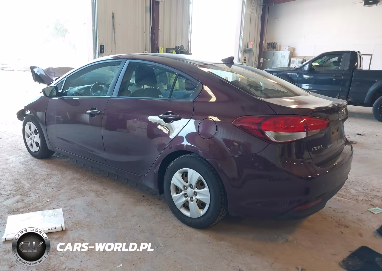 2017 Kia Forte Lx VIN:3KPFK4A72HE063028 - 3