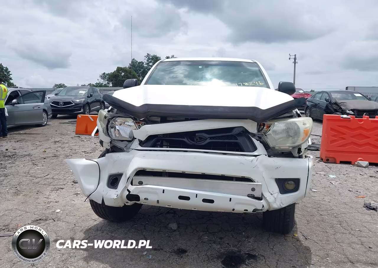 2014 Toyota Tacoma Prerunner V6 VIN:3TMJU4GN7EM173245 - 12