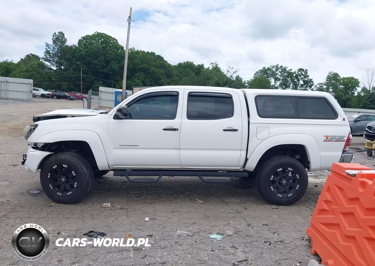 2014 Toyota Tacoma Prerunner V6 VIN:3TMJU4GN7EM173245 - 14