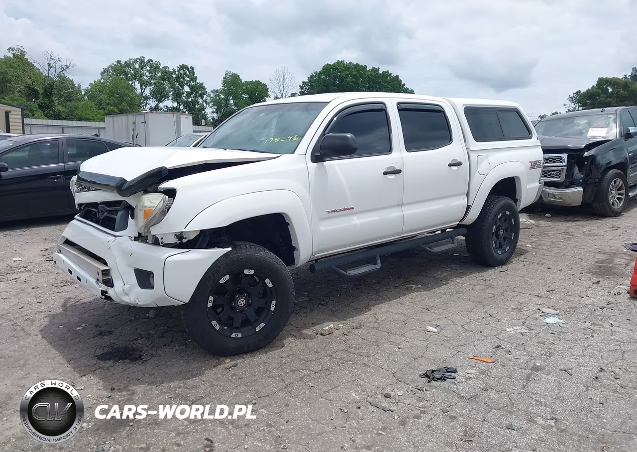 2014 Toyota Tacoma Prerunner V6 VIN:3TMJU4GN7EM173245 - 2