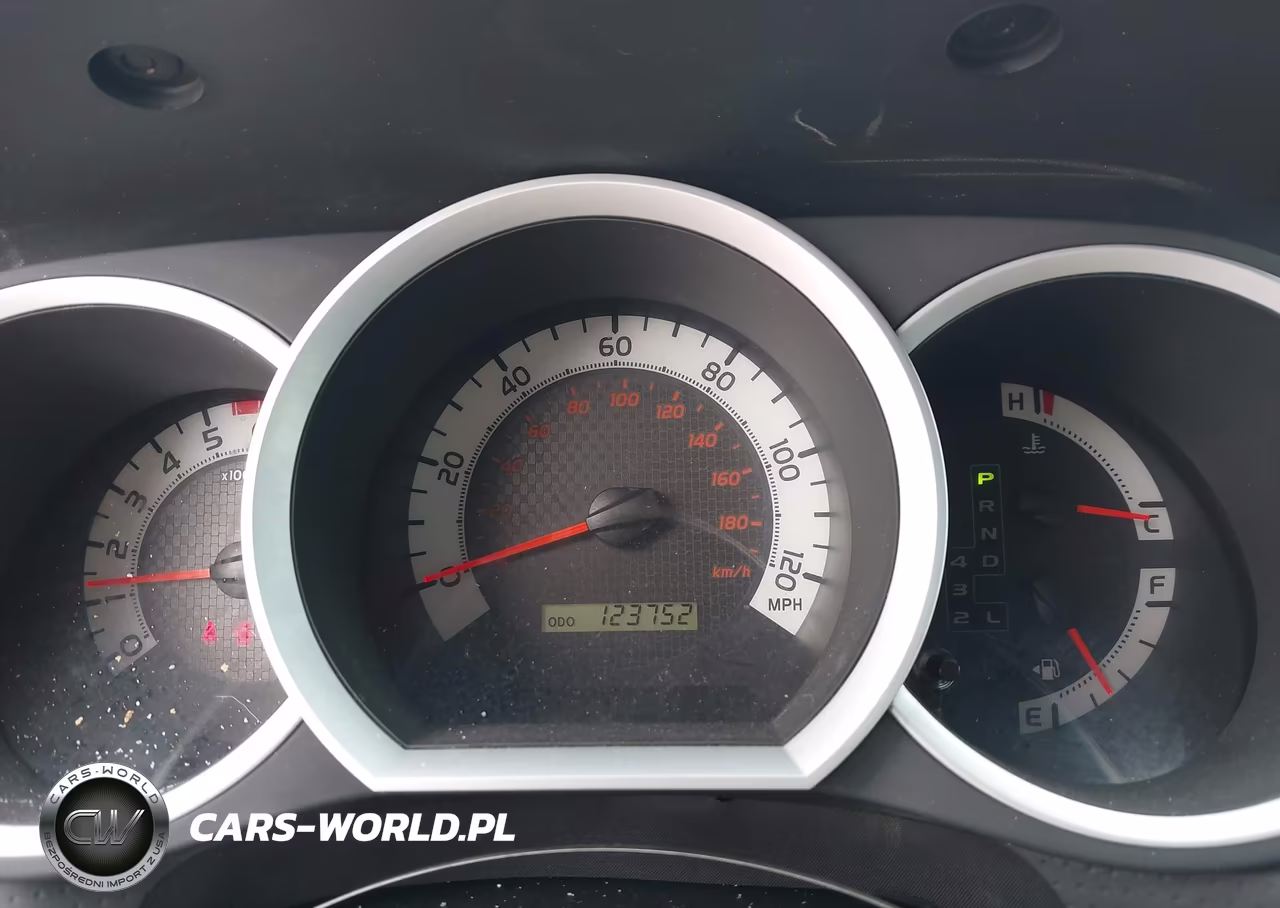 2014 Toyota Tacoma Prerunner V6 VIN:3TMJU4GN7EM173245 - 7