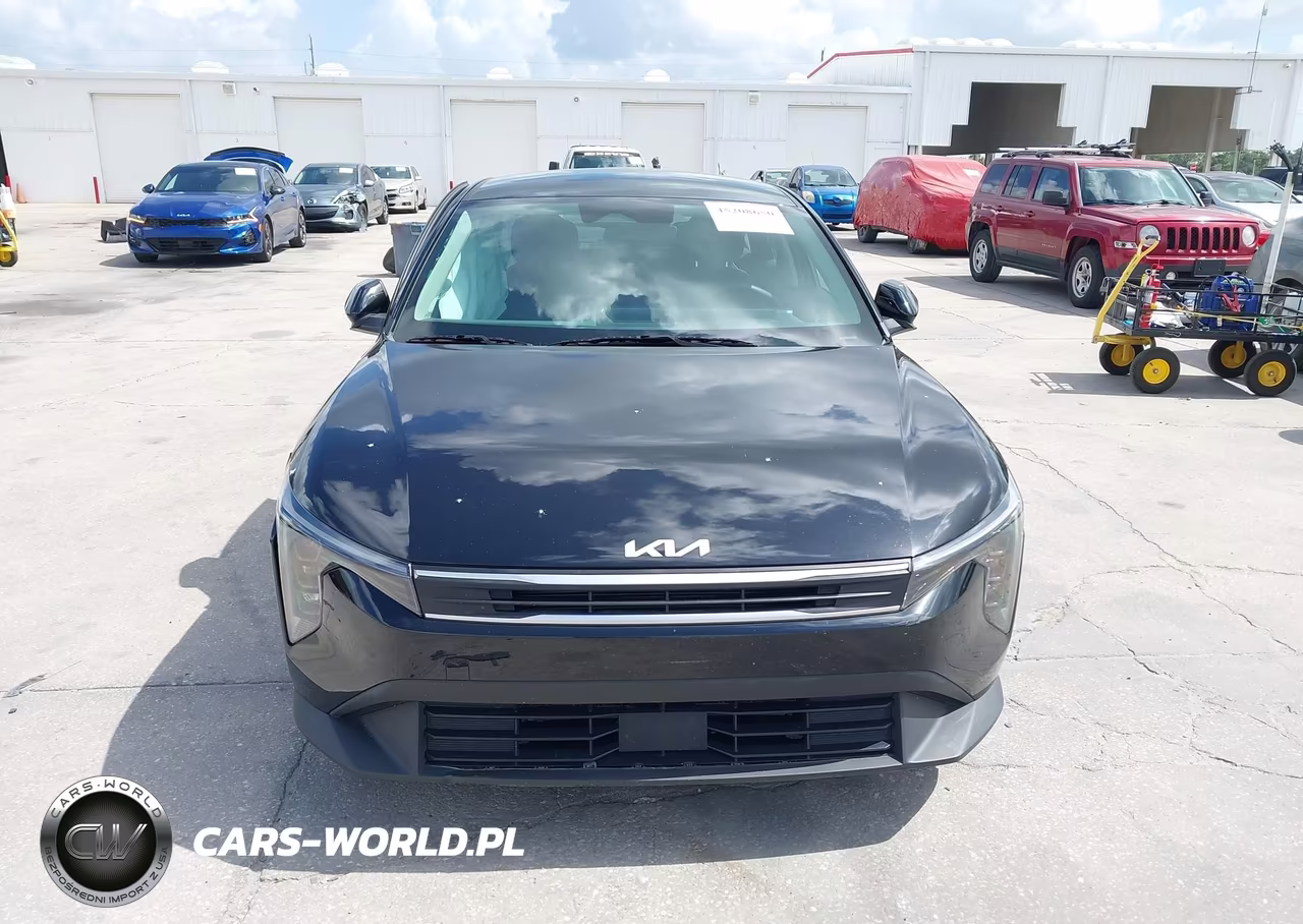 2025 Kia K4 Lxs VIN:3KPFT4DE4SE066530 - 12