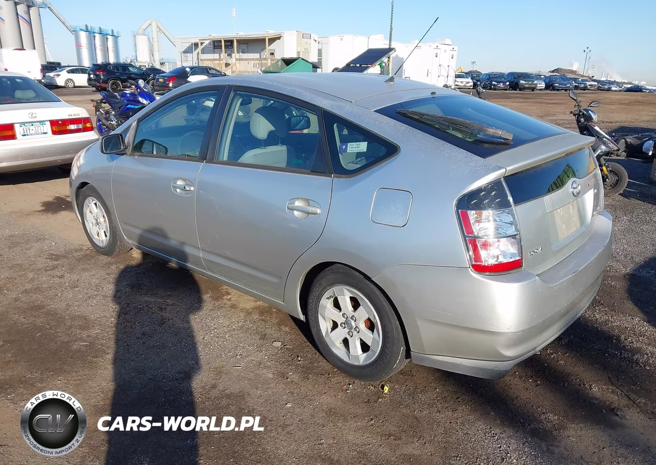 2005 Toyota Prius VIN:JTDKB20UX53040819 - 3