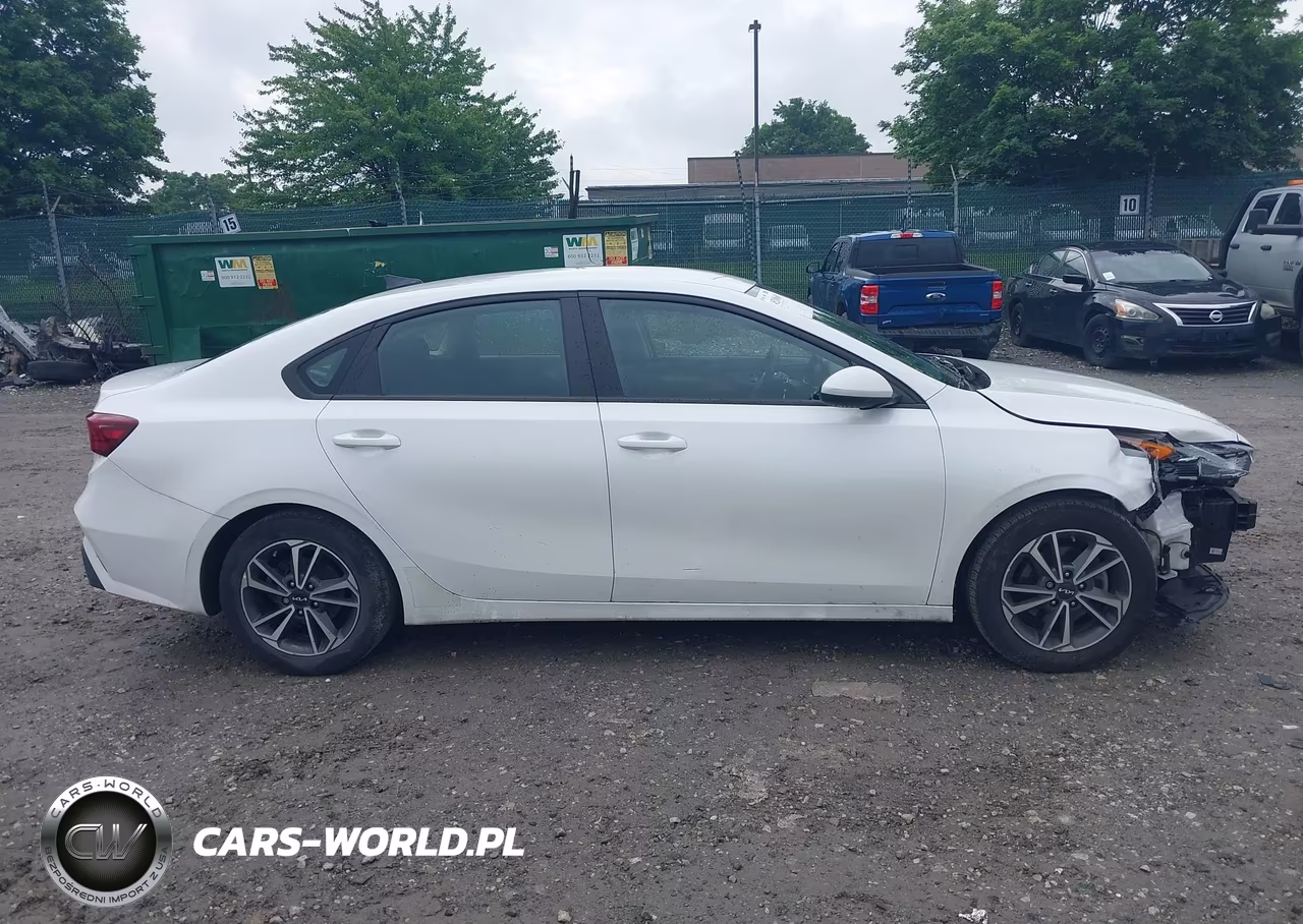 2022 Kia Forte Lxs VIN:3KPF24AD7NE424545 - 14