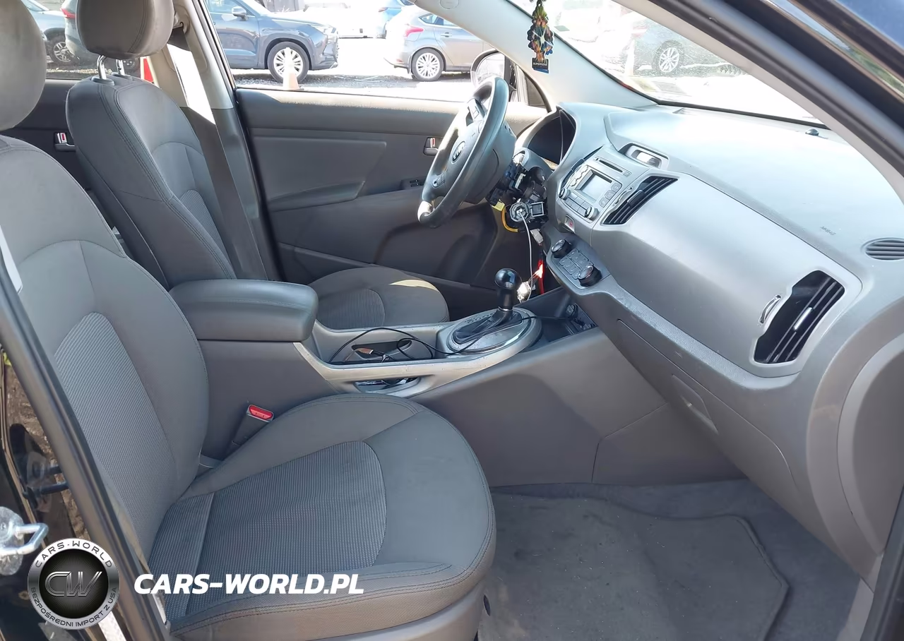 2016 Kia Sportage Lx VIN:KNDPB3AC6G7818742 - 5