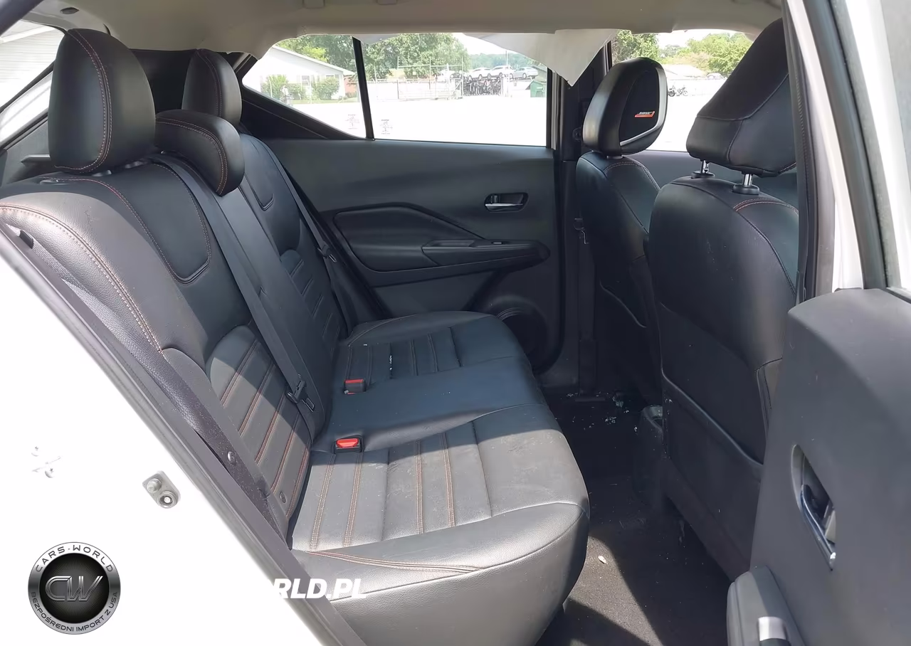 2019 Nissan Kicks Sr VIN:3N1CP5CU9KL563707 - 8
