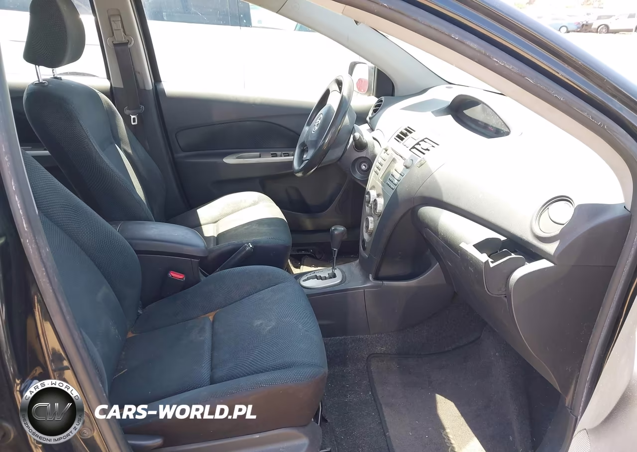 2010 Toyota Yaris VIN:JTDBT4K35A1358589 - 5
