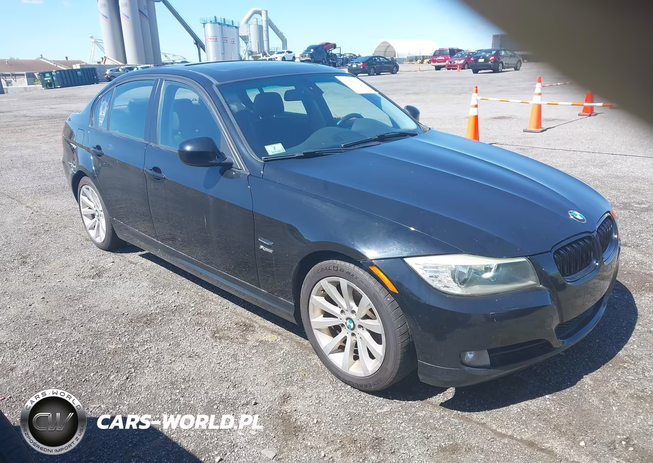 2011 BMW 328I xDrive – zdjęcie 1 z 11