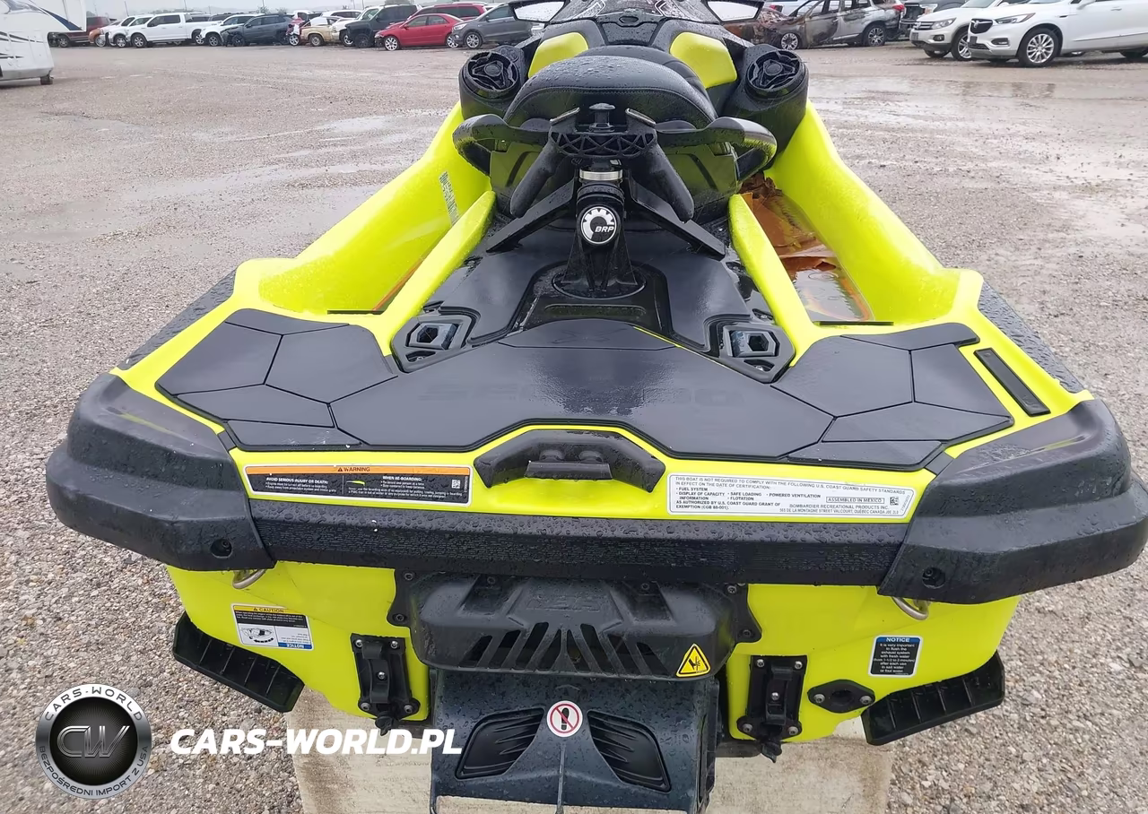 2018 Seadoo Bombardier VIN:00000YDV11887C818 - 10