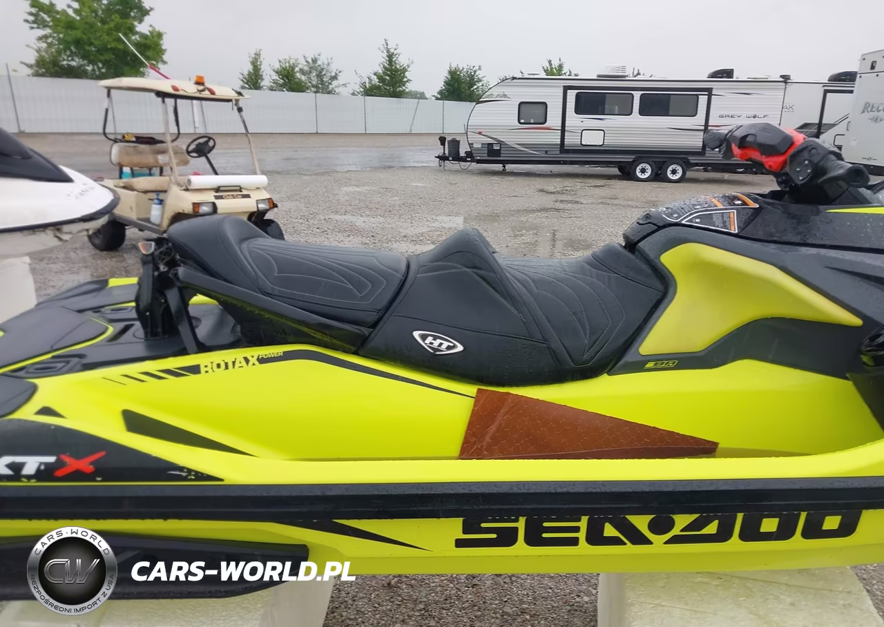 2018 Seadoo Bombardier VIN:00000YDV11887C818 - 11
