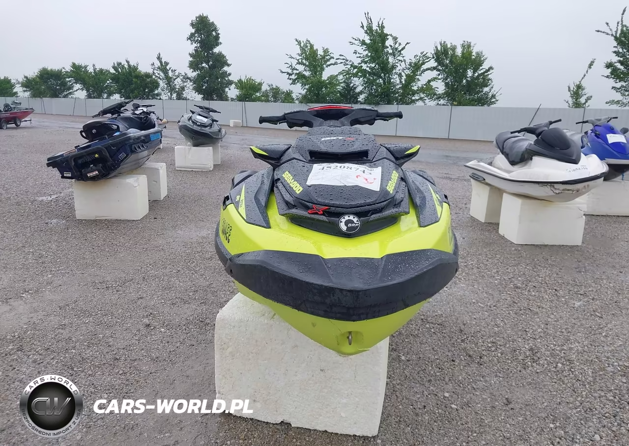 2018 Seadoo Bombardier VIN:00000YDV11887C818 - 15