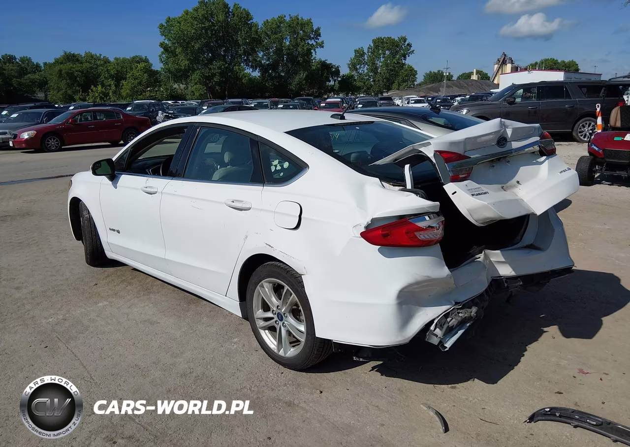 2018 Ford Fusion Hybrid S VIN:3FA6P0UU7JR122607 - 3