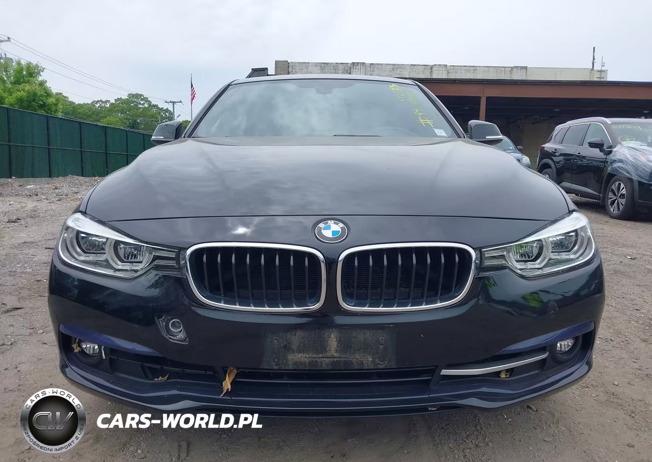2018 BMW 330I xDrive VIN:WBA8D9C57JEM33626 - 12