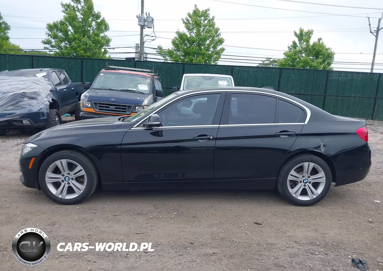 2018 BMW 330I xDrive VIN:WBA8D9C57JEM33626 - 14