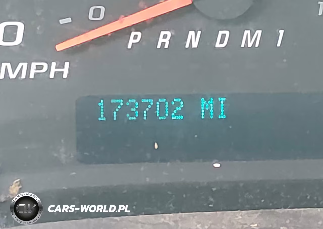 2017 Chevrolet Express 2500 Work Van VIN:1GCWGAFFXH1339068 - 14