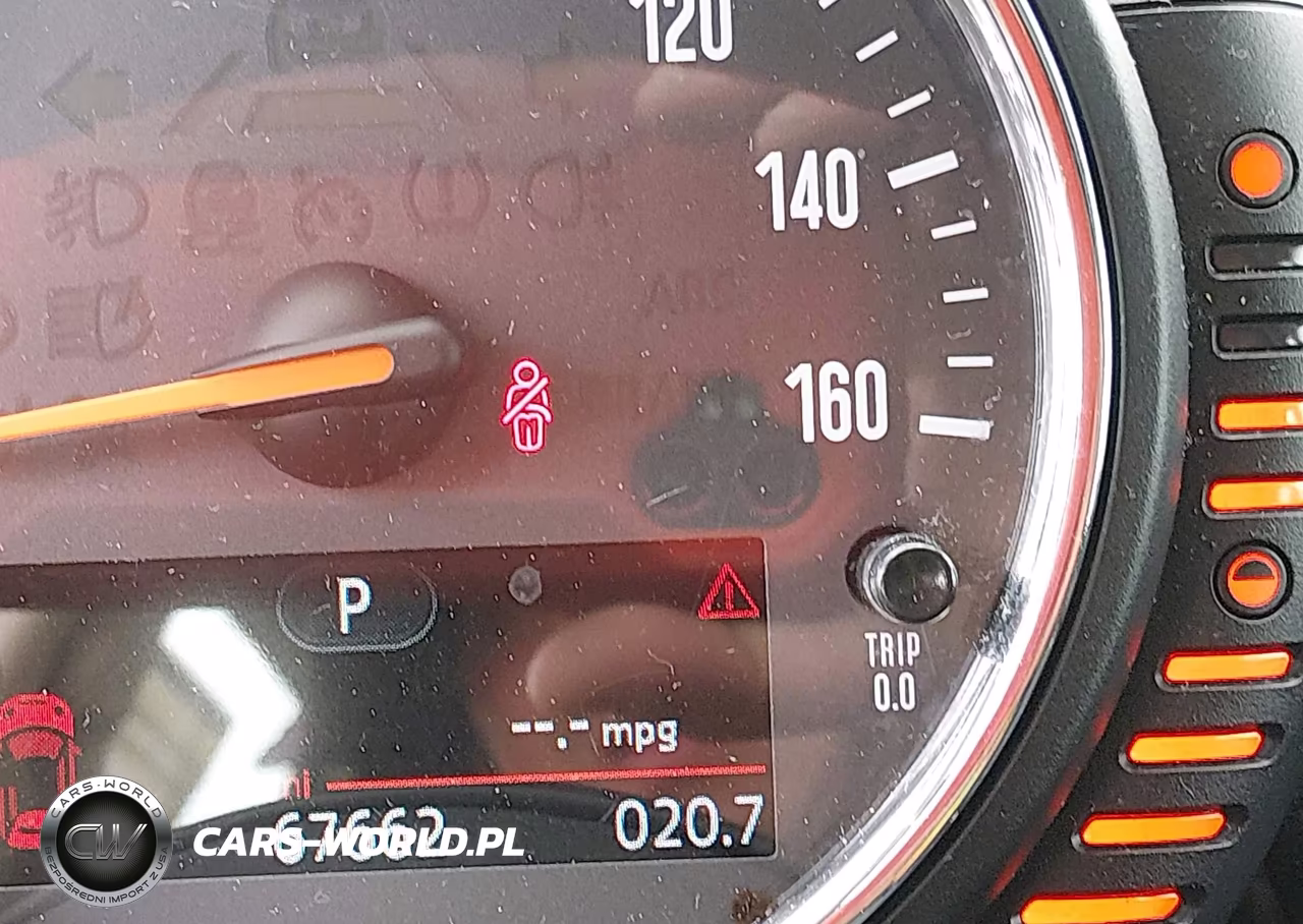 2017 Mini Clubman Cooper S VIN:WMWLU5C56H2E81734 - 15