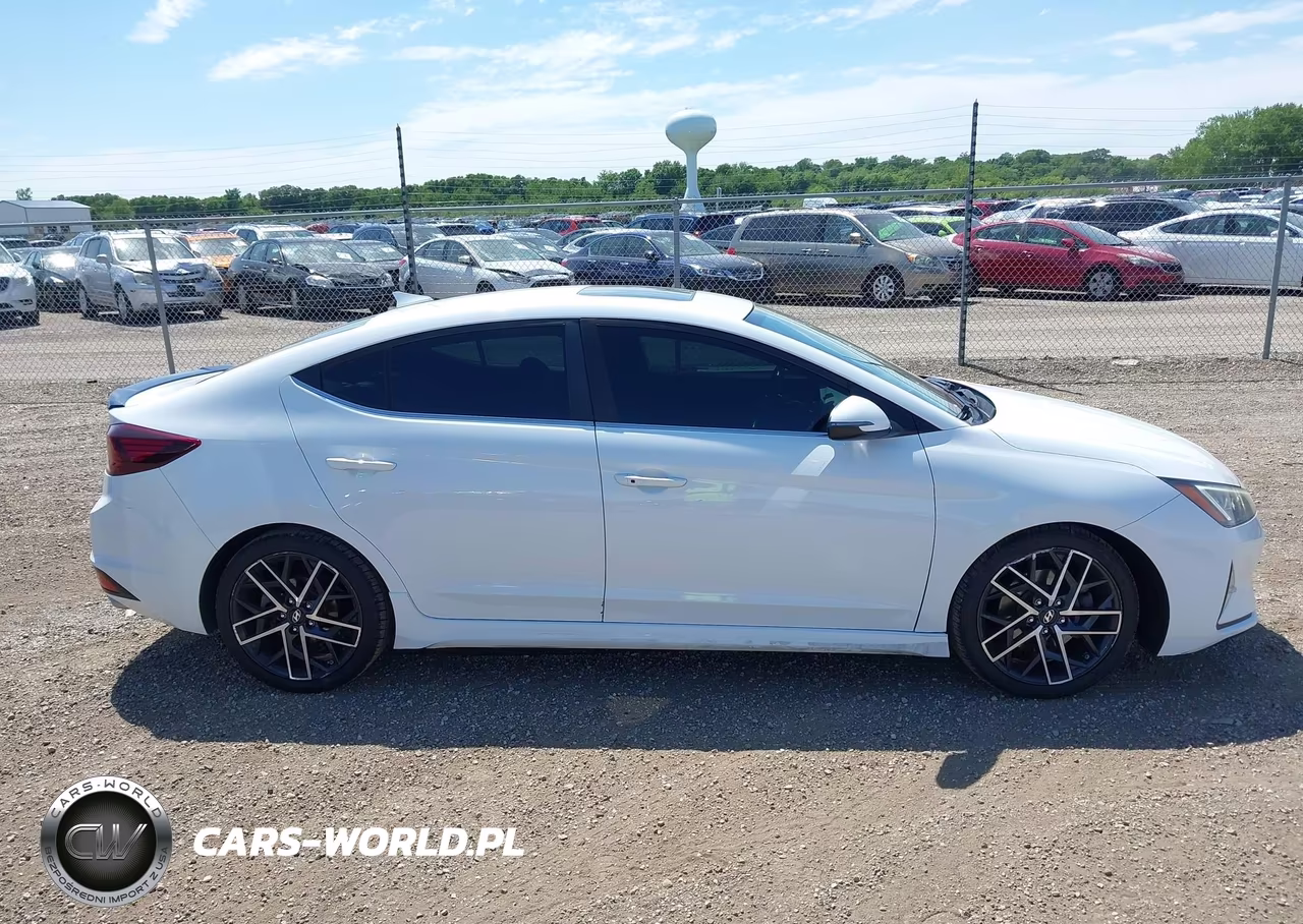 2019 Hyundai Elantra Sport VIN:KMHD04LB4KU811197 - 13